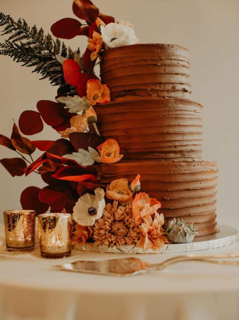 Western wedding cake